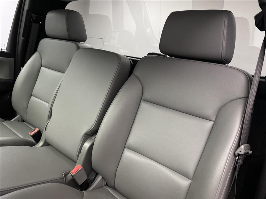 2018 Chevrolet Silverado 2500hd Work Truck, available for sale in Naugatuck, Connecticut | J&M Automotive Sls&Svc LLC. Naugatuck, Connecticut 2018 Chevrolet Silverado 2500hd Work Truck, available for sale in Naugatuck, Connecticut | J&M Automotive Sls&Svc LLC. Naugatuck, Connecticut