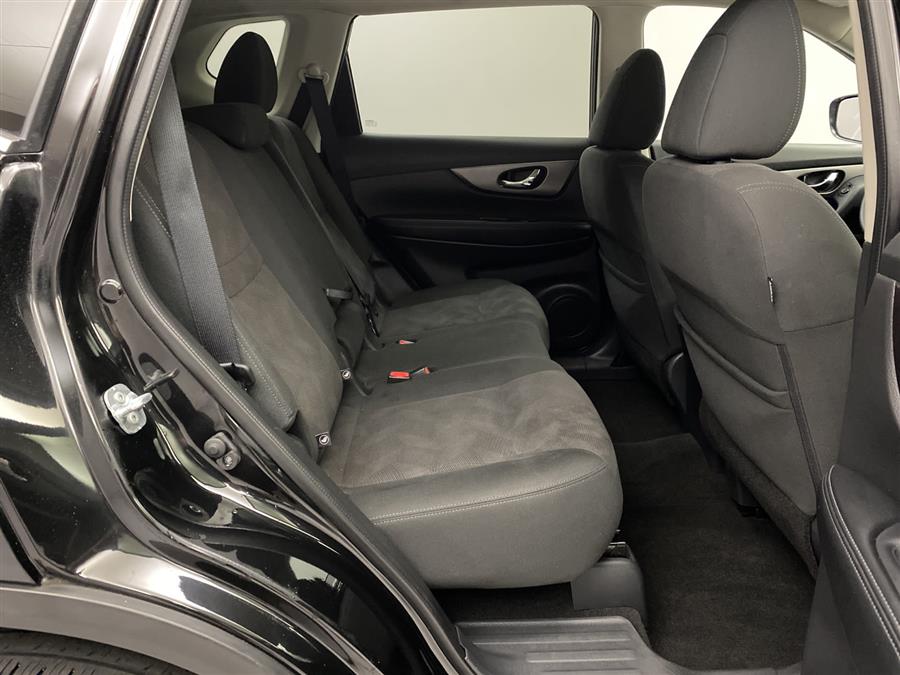2016 Nissan Rogue SV, available for sale in Naugatuck, Connecticut | J&M Automotive Sls&Svc LLC. Naugatuck, Connecticut 2016 Nissan Rogue SV, available for sale in Naugatuck, Connecticut | J&M Automotive Sls&Svc LLC. Naugatuck, Connecticut
