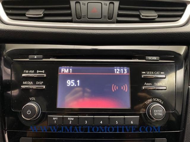 2016 Nissan Rogue SV, available for sale in Naugatuck, Connecticut | J&M Automotive Sls&Svc LLC. Naugatuck, Connecticut 2016 Nissan Rogue SV, available for sale in Naugatuck, Connecticut | J&M Automotive Sls&Svc LLC. Naugatuck, Connecticut