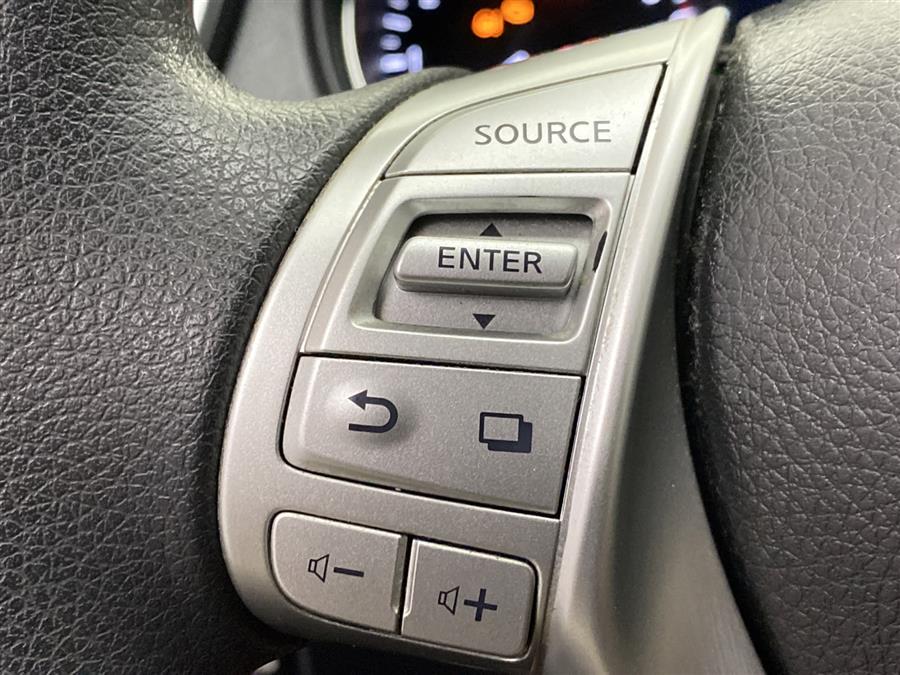 2016 Nissan Rogue SV, available for sale in Naugatuck, Connecticut | J&M Automotive Sls&Svc LLC. Naugatuck, Connecticut 2016 Nissan Rogue SV, available for sale in Naugatuck, Connecticut | J&M Automotive Sls&Svc LLC. Naugatuck, Connecticut