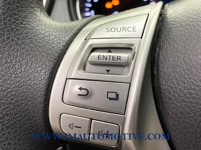 2016 Nissan Rogue SV, available for sale in Naugatuck, Connecticut | J&M Automotive Sls&Svc LLC. Naugatuck, Connecticut 2016 Nissan Rogue SV, available for sale in Naugatuck, Connecticut | J&M Automotive Sls&Svc LLC. Naugatuck, Connecticut