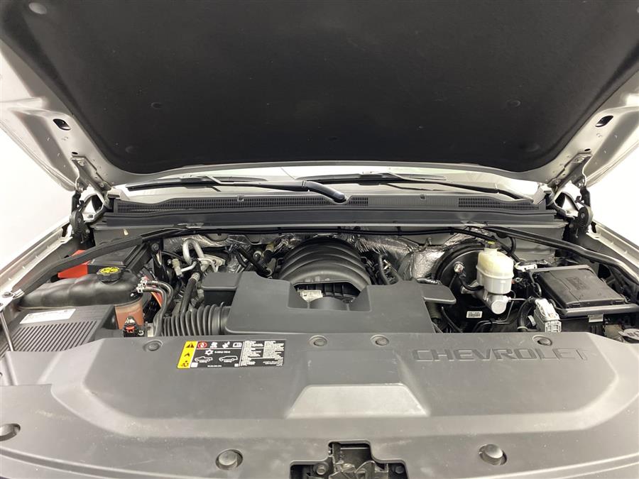2018 Chevrolet Suburban Premier, available for sale in Naugatuck, Connecticut | J&M Automotive Sls&Svc LLC. Naugatuck, Connecticut 2018 Chevrolet Suburban Premier, available for sale in Naugatuck, Connecticut | J&M Automotive Sls&Svc LLC. Naugatuck, Connecticut