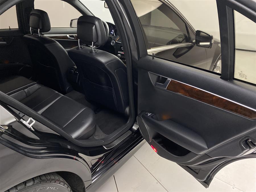 2013 Mercedes-benz C-class C 300 Sport, available for sale in Naugatuck, Connecticut | J&M Automotive Sls&Svc LLC. Naugatuck, Connecticut 2013 Mercedes-benz C-class C 300 Sport, available for sale in Naugatuck, Connecticut | J&M Automotive Sls&Svc LLC. Naugatuck, Connecticut