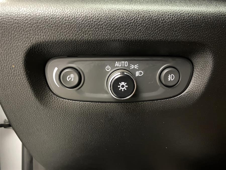 2018 Chevrolet Traverse Premier, available for sale in Naugatuck, Connecticut | J&M Automotive Sls&Svc LLC. Naugatuck, Connecticut 2018 Chevrolet Traverse Premier, available for sale in Naugatuck, Connecticut | J&M Automotive Sls&Svc LLC. Naugatuck, Connecticut
