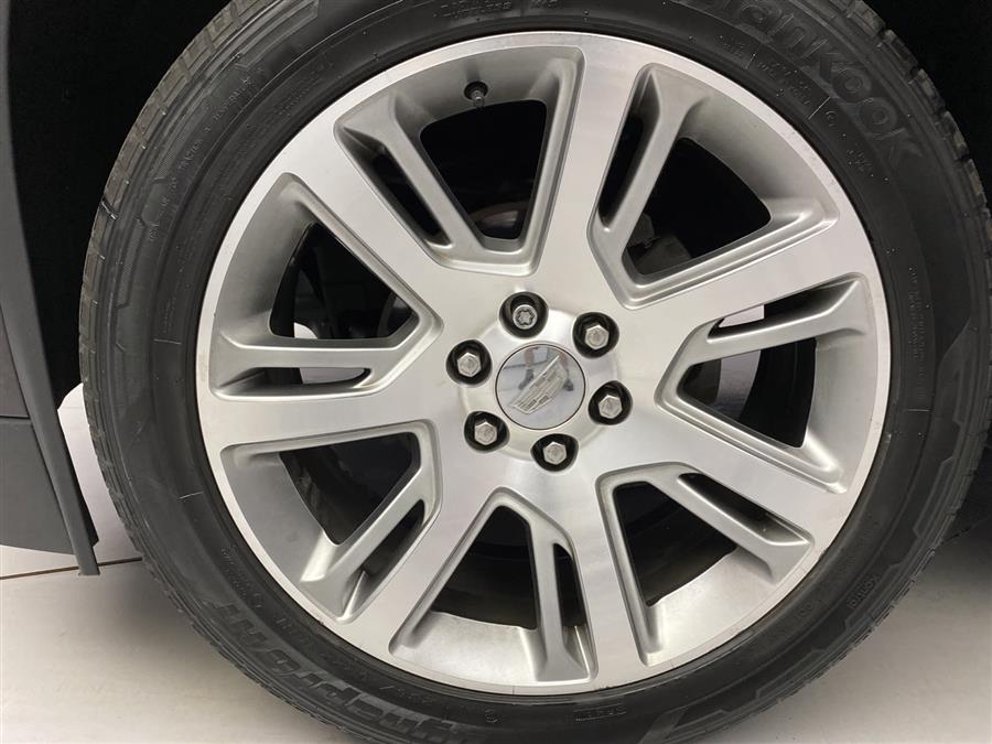 2017 Cadillac Escalade Luxury, available for sale in Naugatuck, Connecticut | J&M Automotive Sls&Svc LLC. Naugatuck, Connecticut 2017 Cadillac Escalade Luxury, available for sale in Naugatuck, Connecticut | J&M Automotive Sls&Svc LLC. Naugatuck, Connecticut