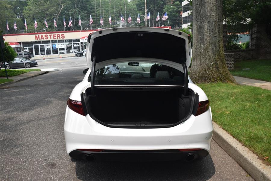 2022 Alfa Romeo Giulia Sprint AWD 4dr Sedan, available for sale in Great Neck, New York | Camy Cars. Great Neck, New York 2022 Alfa Romeo Giulia Sprint AWD 4dr Sedan, available for sale in Great Neck, New York | Camy Cars. Great Neck, New York