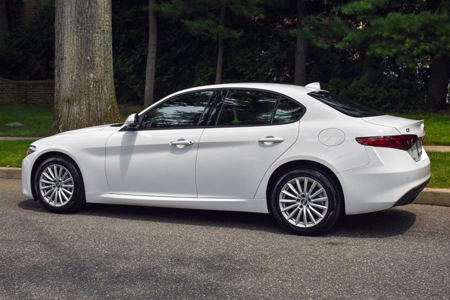 2022 Alfa Romeo Giulia Sprint AWD 4dr Sedan, available for sale in Great Neck, New York | Camy Cars. Great Neck, New York 2022 Alfa Romeo Giulia Sprint AWD 4dr Sedan, available for sale in Great Neck, New York | Camy Cars. Great Neck, New York