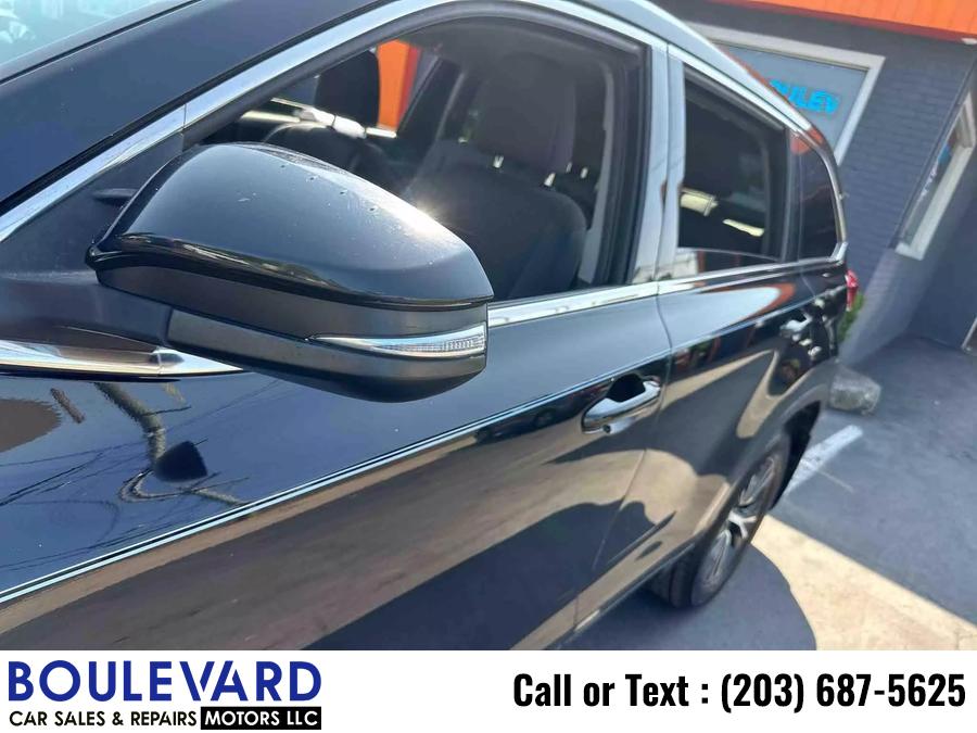 2017 Toyota Highlander LE Sport Utility 4D, available for sale in New Haven, Connecticut | Boulevard Motors LLC. New Haven, Connecticut 2017 Toyota Highlander LE Sport Utility 4D, available for sale in New Haven, Connecticut | Boulevard Motors LLC. New Haven, Connecticut