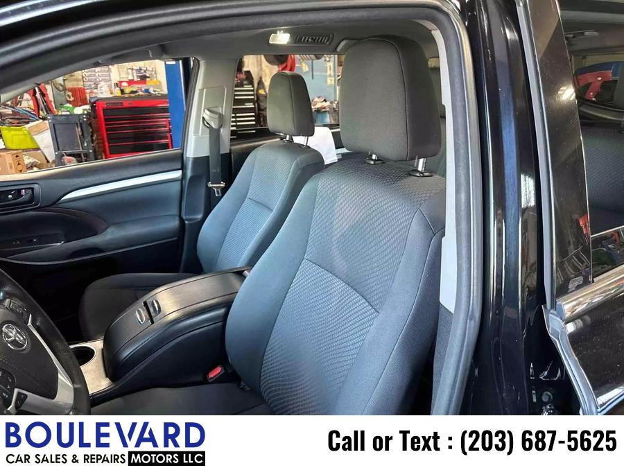 2017 Toyota Highlander LE Sport Utility 4D, available for sale in New Haven, Connecticut | Boulevard Motors LLC. New Haven, Connecticut 2017 Toyota Highlander LE Sport Utility 4D, available for sale in New Haven, Connecticut | Boulevard Motors LLC. New Haven, Connecticut