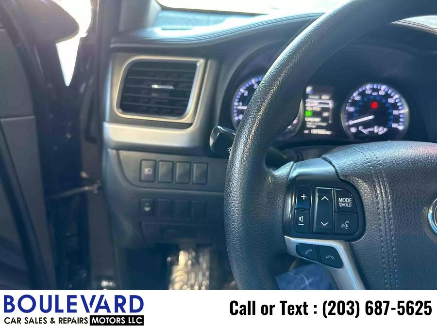 2017 Toyota Highlander LE Sport Utility 4D, available for sale in New Haven, Connecticut | Boulevard Motors LLC. New Haven, Connecticut 2017 Toyota Highlander LE Sport Utility 4D, available for sale in New Haven, Connecticut | Boulevard Motors LLC. New Haven, Connecticut