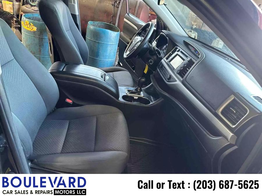 2017 Toyota Highlander LE Sport Utility 4D, available for sale in New Haven, Connecticut | Boulevard Motors LLC. New Haven, Connecticut 2017 Toyota Highlander LE Sport Utility 4D, available for sale in New Haven, Connecticut | Boulevard Motors LLC. New Haven, Connecticut