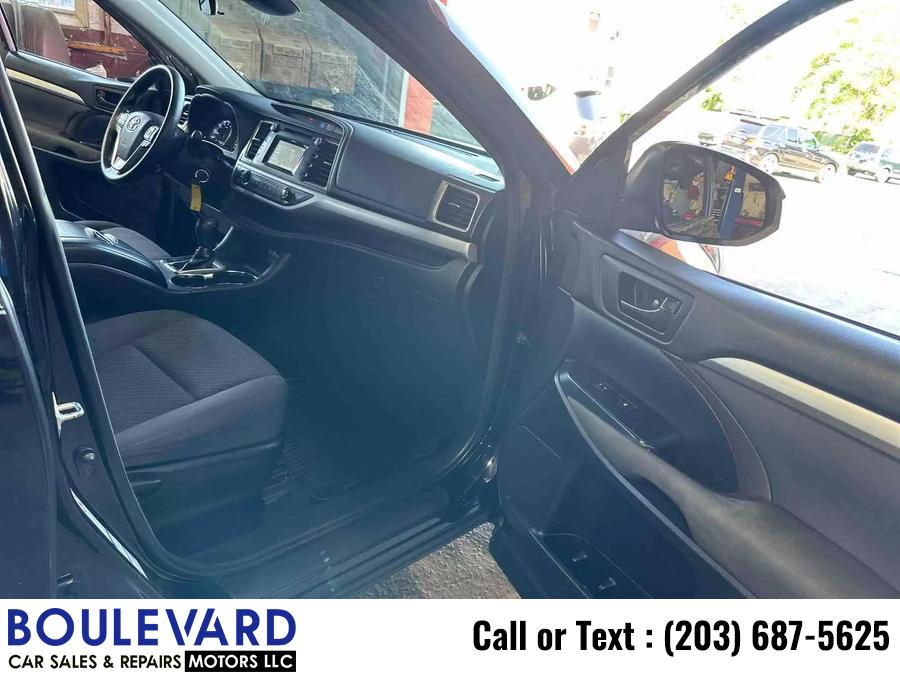 2017 Toyota Highlander LE Sport Utility 4D, available for sale in New Haven, Connecticut | Boulevard Motors LLC. New Haven, Connecticut 2017 Toyota Highlander LE Sport Utility 4D, available for sale in New Haven, Connecticut | Boulevard Motors LLC. New Haven, Connecticut