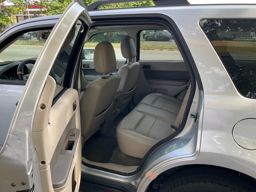 2009 Ford Escape 4WD 4dr V6 Auto XLT, available for sale in Elmont, New York | Sunrise of Elmont. Elmont, New York 2009 Ford Escape 4WD 4dr V6 Auto XLT, available for sale in Elmont, New York | Sunrise of Elmont. Elmont, New York