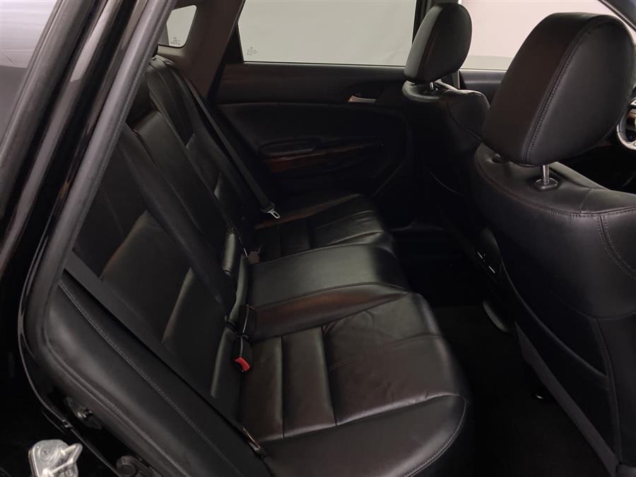 2010 Honda Accord Crosstour EX-L, available for sale in Naugatuck, Connecticut | J&M Automotive Sls&Svc LLC. Naugatuck, Connecticut 2010 Honda Accord Crosstour EX-L, available for sale in Naugatuck, Connecticut | J&M Automotive Sls&Svc LLC. Naugatuck, Connecticut