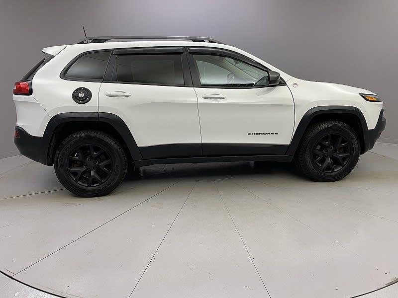 2016 Jeep Cherokee Trailhawk, available for sale in Naugatuck, Connecticut | J&M Automotive Sls&Svc LLC. Naugatuck, Connecticut 2016 Jeep Cherokee Trailhawk, available for sale in Naugatuck, Connecticut | J&M Automotive Sls&Svc LLC. Naugatuck, Connecticut