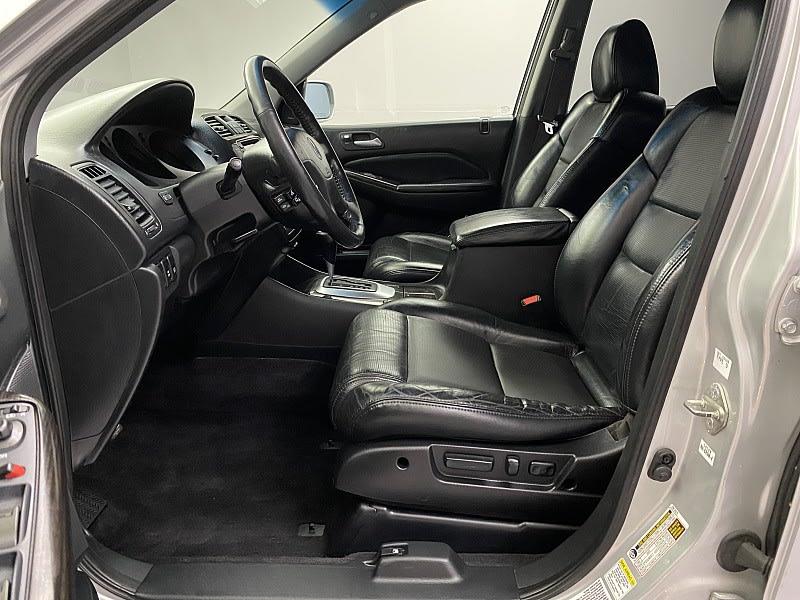 2006 Acura Mdx Touring w/Navi, available for sale in Naugatuck, Connecticut | J&M Automotive Sls&Svc LLC. Naugatuck, Connecticut 2006 Acura Mdx Touring w/Navi, available for sale in Naugatuck, Connecticut | J&M Automotive Sls&Svc LLC. Naugatuck, Connecticut