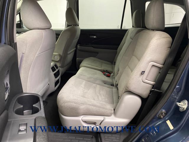 2016 Honda Pilot LX, available for sale in Naugatuck, Connecticut | J&M Automotive Sls&Svc LLC. Naugatuck, Connecticut 2016 Honda Pilot LX, available for sale in Naugatuck, Connecticut | J&M Automotive Sls&Svc LLC. Naugatuck, Connecticut