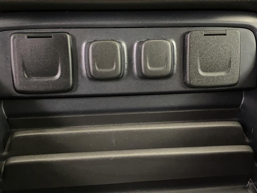 2016 GMC Sierra 1500 Denali, available for sale in Naugatuck, Connecticut | J&M Automotive Sls&Svc LLC. Naugatuck, Connecticut 2016 GMC Sierra 1500 Denali, available for sale in Naugatuck, Connecticut | J&M Automotive Sls&Svc LLC. Naugatuck, Connecticut