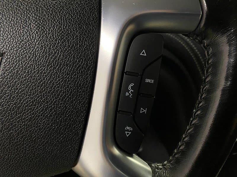 2015 Chevrolet Traverse LT, available for sale in Naugatuck, Connecticut | J&M Automotive Sls&Svc LLC. Naugatuck, Connecticut 2015 Chevrolet Traverse LT, available for sale in Naugatuck, Connecticut | J&M Automotive Sls&Svc LLC. Naugatuck, Connecticut
