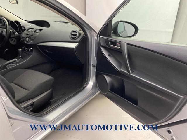 2013 Mazda Mazda3 i SV, available for sale in Naugatuck, Connecticut | J&M Automotive Sls&Svc LLC. Naugatuck, Connecticut 2013 Mazda Mazda3 i SV, available for sale in Naugatuck, Connecticut | J&M Automotive Sls&Svc LLC. Naugatuck, Connecticut