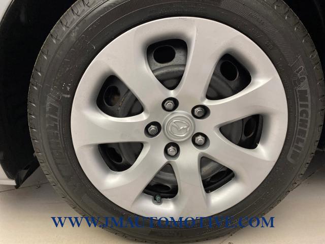2013 Mazda Mazda3 i SV, available for sale in Naugatuck, Connecticut | J&M Automotive Sls&Svc LLC. Naugatuck, Connecticut 2013 Mazda Mazda3 i SV, available for sale in Naugatuck, Connecticut | J&M Automotive Sls&Svc LLC. Naugatuck, Connecticut