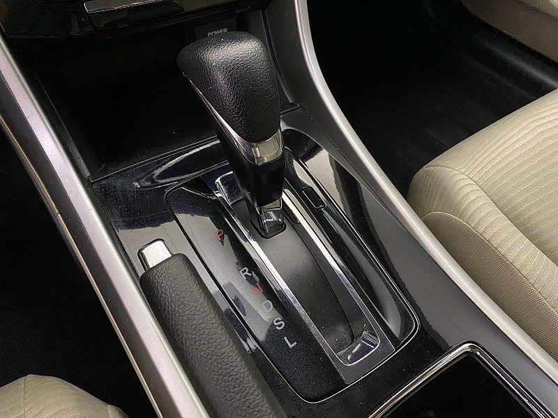 2017 Honda Accord LX, available for sale in Naugatuck, Connecticut | J&M Automotive Sls&Svc LLC. Naugatuck, Connecticut 2017 Honda Accord LX, available for sale in Naugatuck, Connecticut | J&M Automotive Sls&Svc LLC. Naugatuck, Connecticut