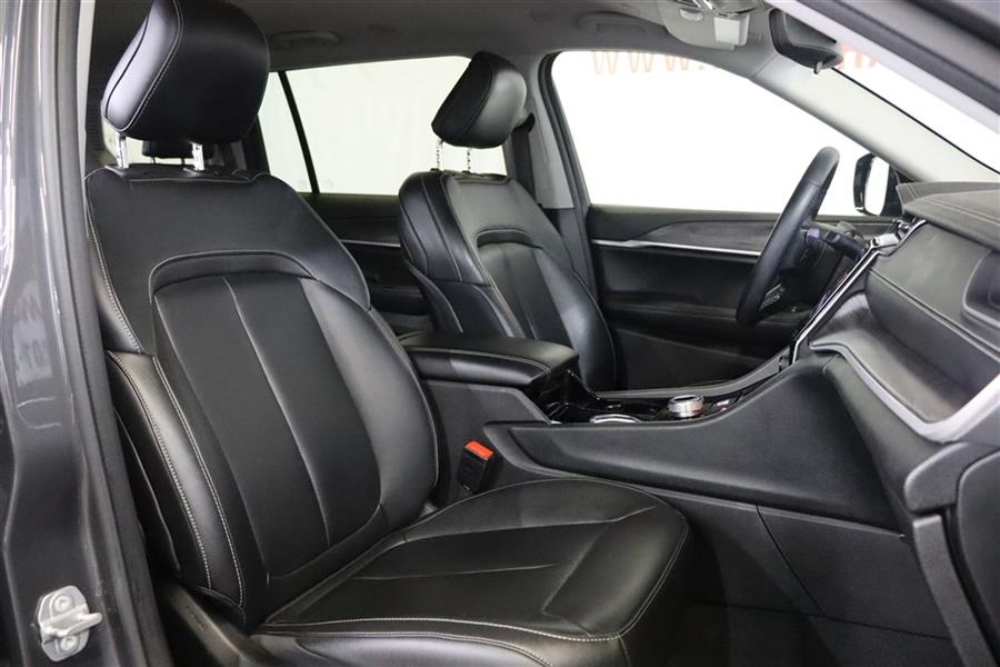 2021 Jeep Grand Cherokee L LIMITED, available for sale in Paterson, New Jersey | Fast Track Motors. Paterson, New Jersey 2021 Jeep Grand Cherokee L LIMITED, available for sale in Paterson, New Jersey | Fast Track Motors. Paterson, New Jersey