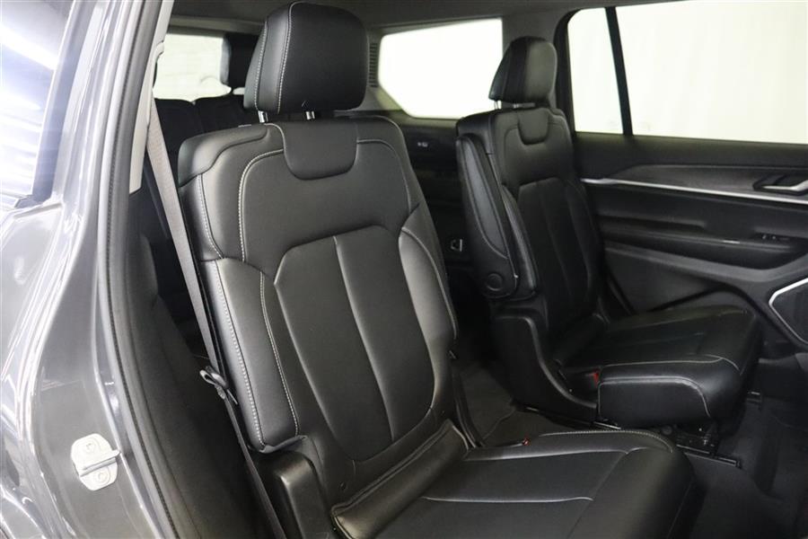 2021 Jeep Grand Cherokee L LIMITED, available for sale in Paterson, New Jersey | Fast Track Motors. Paterson, New Jersey 2021 Jeep Grand Cherokee L LIMITED, available for sale in Paterson, New Jersey | Fast Track Motors. Paterson, New Jersey
