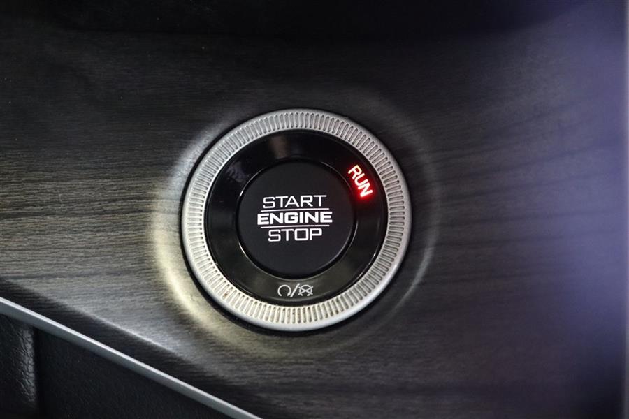 2021 Jeep Grand Cherokee L LIMITED, available for sale in Paterson, New Jersey | Fast Track Motors. Paterson, New Jersey 2021 Jeep Grand Cherokee L LIMITED, available for sale in Paterson, New Jersey | Fast Track Motors. Paterson, New Jersey