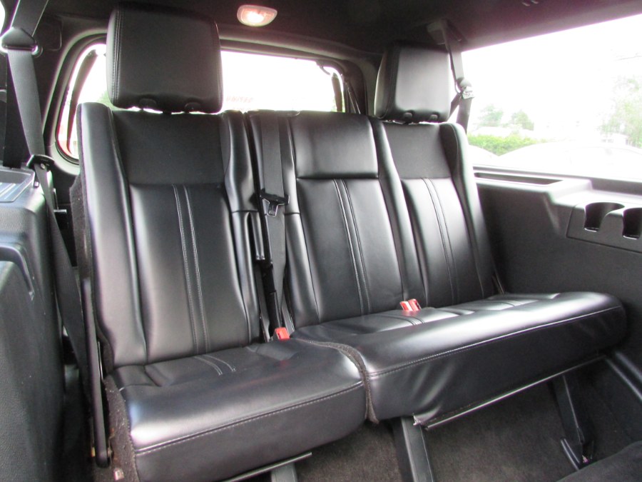 2015 Lincoln Navigator L 4WD 4dr, available for sale in East Windsor, Connecticut | United Auto Sales of E Windsor, Inc. East Windsor, Connecticut 2015 Lincoln Navigator L 4WD 4dr, available for sale in East Windsor, Connecticut | United Auto Sales of E Windsor, Inc. East Windsor, Connecticut