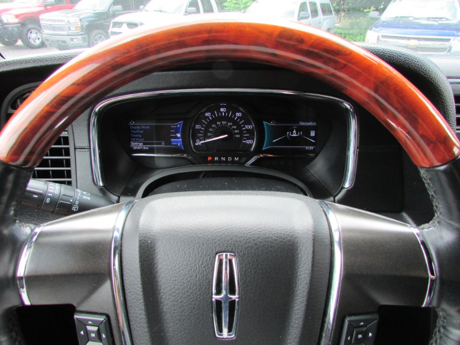 2015 Lincoln Navigator L 4WD 4dr, available for sale in East Windsor, Connecticut | United Auto Sales of E Windsor, Inc. East Windsor, Connecticut 2015 Lincoln Navigator L 4WD 4dr, available for sale in East Windsor, Connecticut | United Auto Sales of E Windsor, Inc. East Windsor, Connecticut