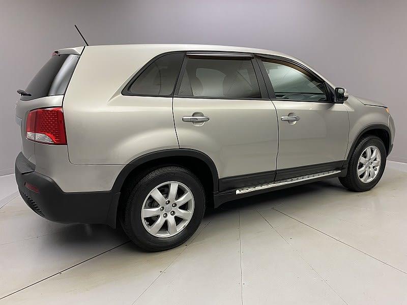 2013 Kia Sorento LX, available for sale in Naugatuck, Connecticut | J&M Automotive Sls&Svc LLC. Naugatuck, Connecticut 2013 Kia Sorento LX, available for sale in Naugatuck, Connecticut | J&M Automotive Sls&Svc LLC. Naugatuck, Connecticut