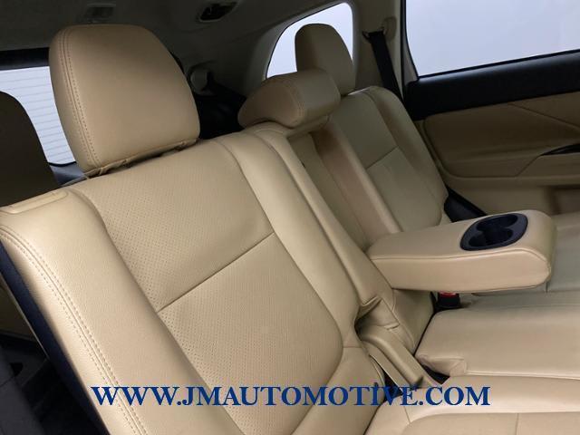 2016 Mitsubishi Outlander SEL, available for sale in Naugatuck, Connecticut | J&M Automotive Sls&Svc LLC. Naugatuck, Connecticut 2016 Mitsubishi Outlander SEL, available for sale in Naugatuck, Connecticut | J&M Automotive Sls&Svc LLC. Naugatuck, Connecticut