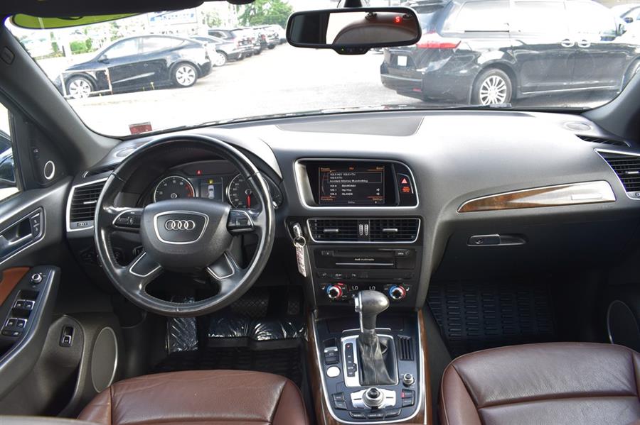 2016 Audi Q5 PREMIUM PLUS, available for sale in Patchogue, New York | 112 Auto Plaza. Patchogue, New York 2016 Audi Q5 PREMIUM PLUS, available for sale in Patchogue, New York | 112 Auto Plaza. Patchogue, New York