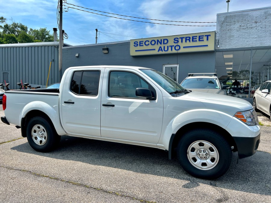 2017 Nissan Frontier 2017.5 Crew Cab 4x4 SV V6 Auto, available for sale in Manchester, New Hampshire | Second Street Auto Sales Inc. Manchester, New Hampshire