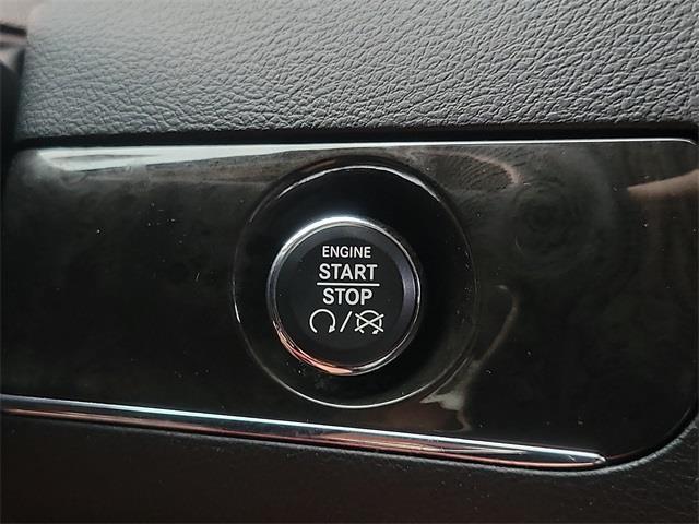 2016 Chrysler Town & Country Touring, available for sale in Stratford, Connecticut | Wiz Leasing Inc. Stratford, Connecticut 2016 Chrysler Town & Country Touring, available for sale in Stratford, Connecticut | Wiz Leasing Inc. Stratford, Connecticut