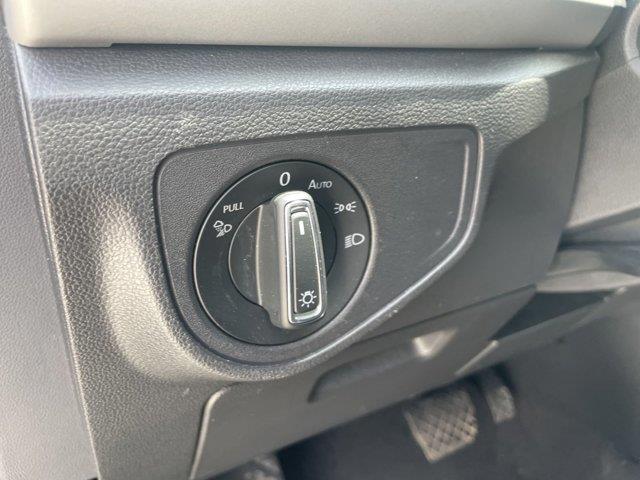 2021 Volkswagen Atlas 3.6L V6 SE w/Technology, available for sale in Great Neck, New York | Camy Cars. Great Neck, New York 2021 Volkswagen Atlas 3.6L V6 SE w/Technology, available for sale in Great Neck, New York | Camy Cars. Great Neck, New York