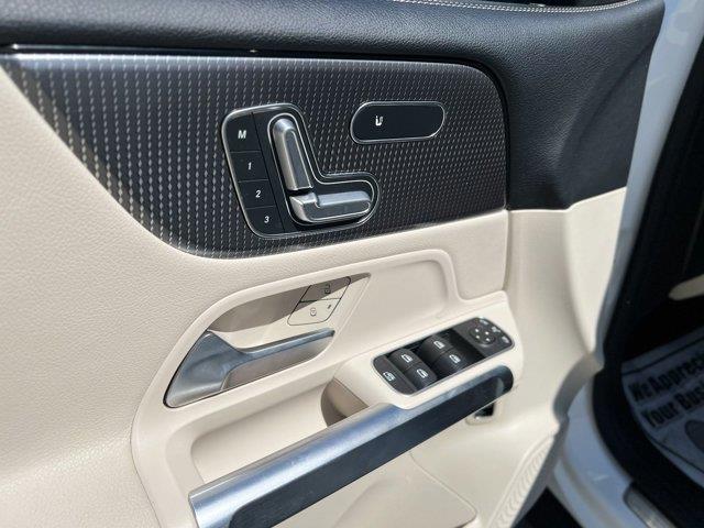 2020 Mercedes-benz Glb GLB 250, available for sale in Great Neck, New York | Camy Cars. Great Neck, New York 2020 Mercedes-benz Glb GLB 250, available for sale in Great Neck, New York | Camy Cars. Great Neck, New York