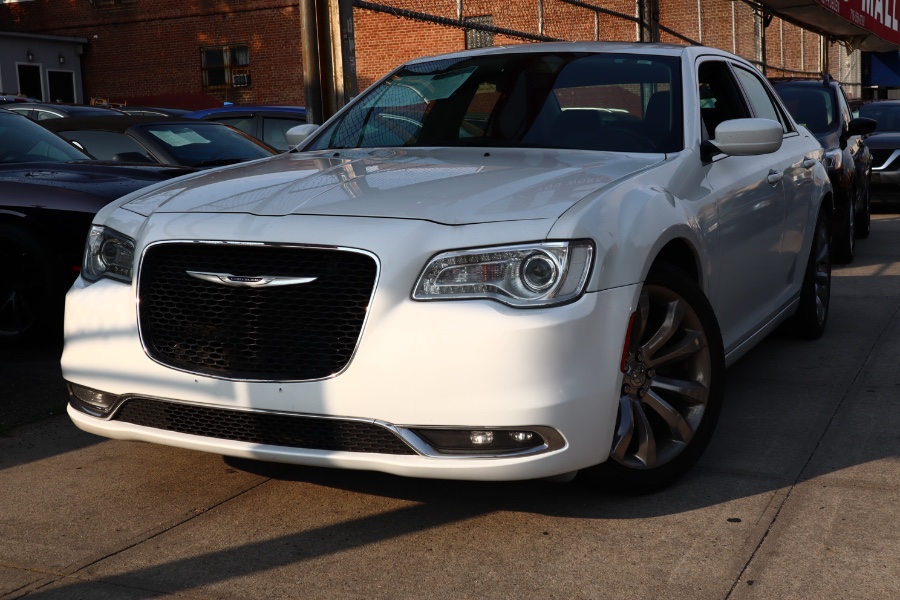 Used Chrysler Jamaica, Queens, Long Island, New Jersey, NY Hillside