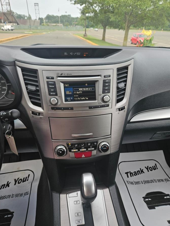 2014 Subaru Outback 4dr Wgn H4 Auto 2.5i Premium, available for sale in New Britain, Connecticut | Supreme Automotive. New Britain, Connecticut 2014 Subaru Outback 4dr Wgn H4 Auto 2.5i Premium, available for sale in New Britain, Connecticut | Supreme Automotive. New Britain, Connecticut