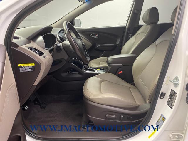 2014 Hyundai Tucson SE, available for sale in Naugatuck, Connecticut | J&M Automotive Sls&Svc LLC. Naugatuck, Connecticut 2014 Hyundai Tucson SE, available for sale in Naugatuck, Connecticut | J&M Automotive Sls&Svc LLC. Naugatuck, Connecticut
