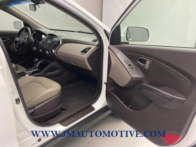 2014 Hyundai Tucson SE, available for sale in Naugatuck, Connecticut | J&M Automotive Sls&Svc LLC. Naugatuck, Connecticut 2014 Hyundai Tucson SE, available for sale in Naugatuck, Connecticut | J&M Automotive Sls&Svc LLC. Naugatuck, Connecticut