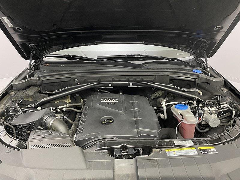 2015 Audi Q5 Premium Plus, available for sale in Naugatuck, Connecticut | J&M Automotive Sls&Svc LLC. Naugatuck, Connecticut 2015 Audi Q5 Premium Plus, available for sale in Naugatuck, Connecticut | J&M Automotive Sls&Svc LLC. Naugatuck, Connecticut