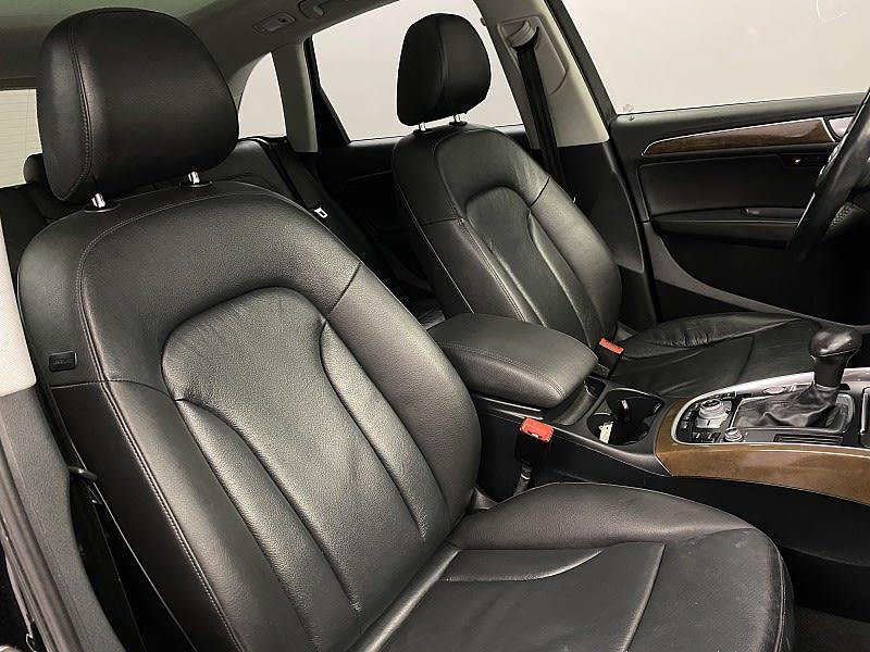 2015 Audi Q5 Premium Plus, available for sale in Naugatuck, Connecticut | J&M Automotive Sls&Svc LLC. Naugatuck, Connecticut 2015 Audi Q5 Premium Plus, available for sale in Naugatuck, Connecticut | J&M Automotive Sls&Svc LLC. Naugatuck, Connecticut