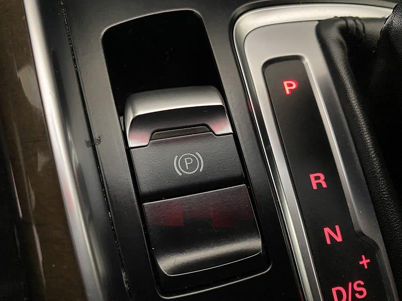 2015 Audi Q5 Premium Plus, available for sale in Naugatuck, Connecticut | J&M Automotive Sls&Svc LLC. Naugatuck, Connecticut 2015 Audi Q5 Premium Plus, available for sale in Naugatuck, Connecticut | J&M Automotive Sls&Svc LLC. Naugatuck, Connecticut