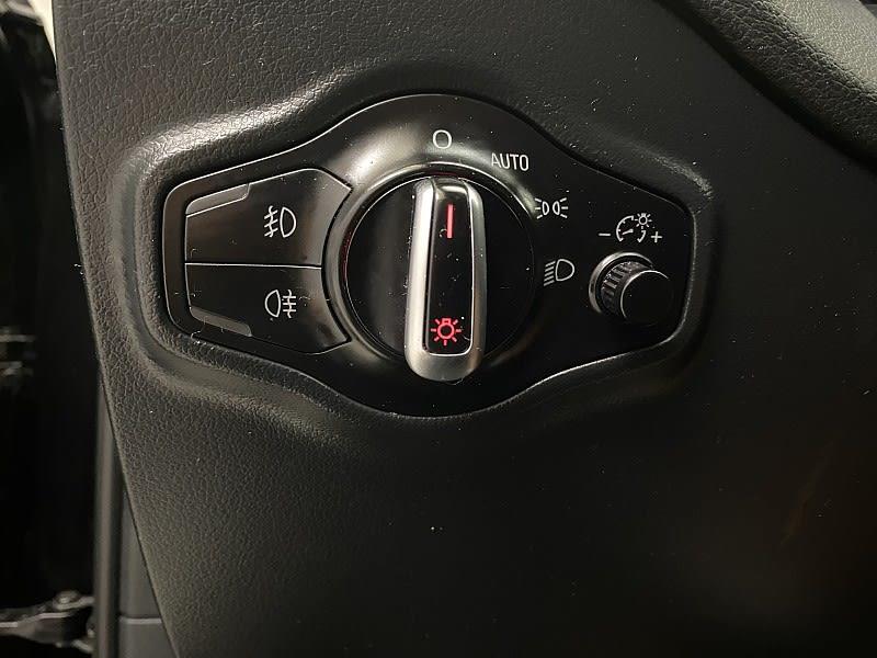 2015 Audi Q5 Premium Plus, available for sale in Naugatuck, Connecticut | J&M Automotive Sls&Svc LLC. Naugatuck, Connecticut 2015 Audi Q5 Premium Plus, available for sale in Naugatuck, Connecticut | J&M Automotive Sls&Svc LLC. Naugatuck, Connecticut
