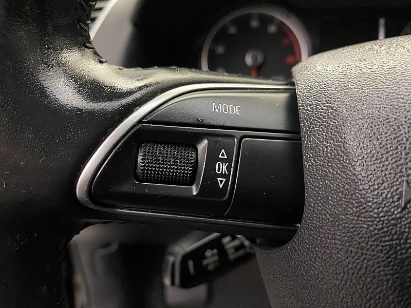 2015 Audi Q5 Premium Plus, available for sale in Naugatuck, Connecticut | J&M Automotive Sls&Svc LLC. Naugatuck, Connecticut 2015 Audi Q5 Premium Plus, available for sale in Naugatuck, Connecticut | J&M Automotive Sls&Svc LLC. Naugatuck, Connecticut