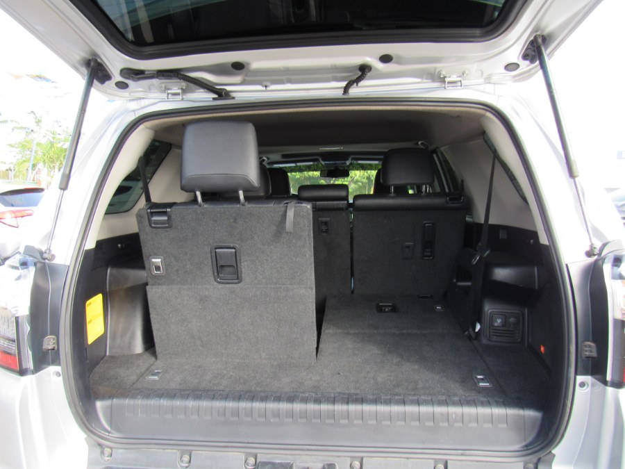 2019 Toyota 4Runner Limited 4WD (Natl), available for sale in San Francisco de Macoris Rd, Dominican Republic | Hilario Auto Import. San Francisco de Macoris Rd, Dominican Republic 2019 Toyota 4Runner Limited 4WD (Natl), available for sale in San Francisco de Macoris Rd, Dominican Republic | Hilario Auto Import. San Francisco de Macoris Rd, Dominican Republic