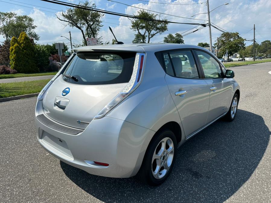 2011 Nissan LEAF 4dr HB SV, available for sale in Copiague, New York | Great Deal Motors. Copiague, New York 2011 Nissan LEAF 4dr HB SV, available for sale in Copiague, New York | Great Deal Motors. Copiague, New York