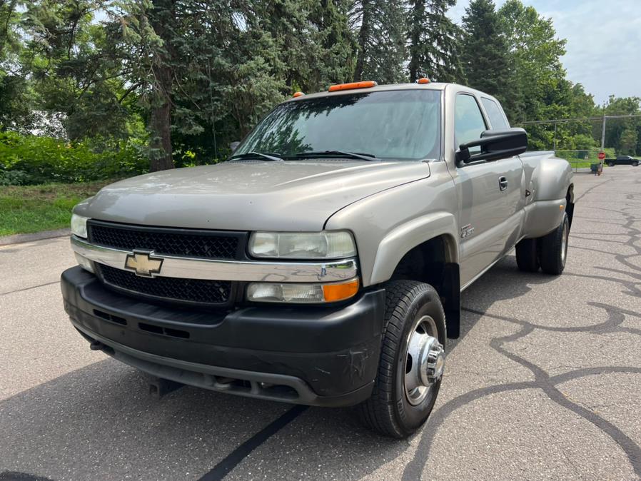 2002 Chevrolet Silverado 3500 Ext Cab 157.5" WB 4WD DRW LS, available for sale in Waterbury, Connecticut | Platinum Auto Care. Waterbury, Connecticut 2002 Chevrolet Silverado 3500 Ext Cab 157.5" WB 4WD DRW LS, available for sale in Waterbury, Connecticut | Platinum Auto Care. Waterbury, Connecticut